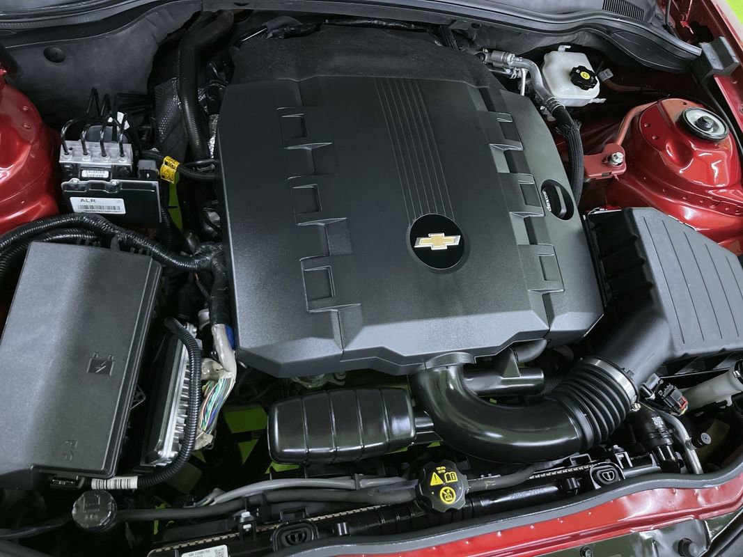 Used 2013 Chevrolet Camaro LT image 28