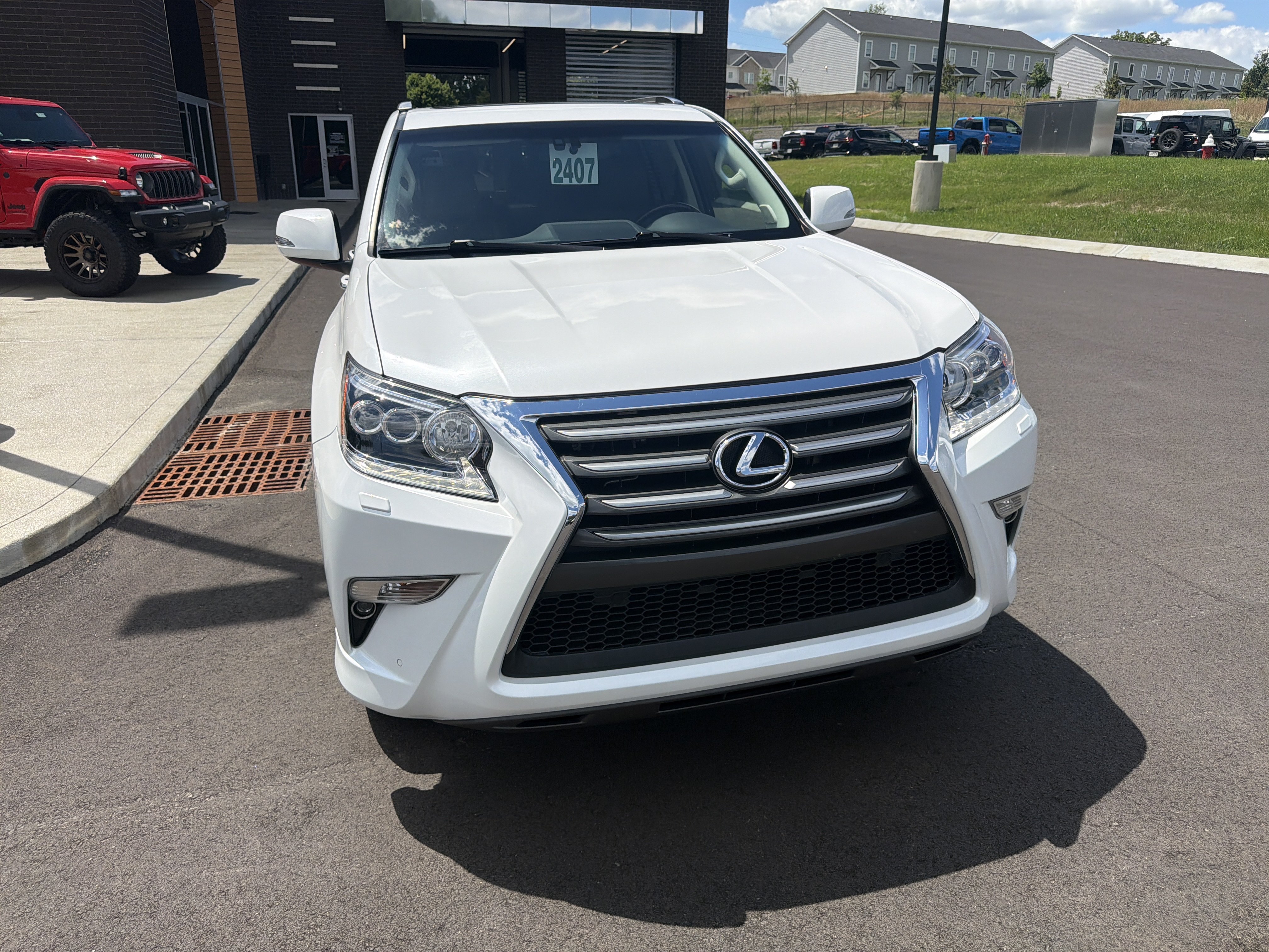 Used 2018 Lexus GX 460 Premium AWD/4WD image 5