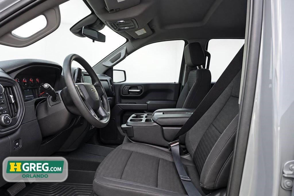 Used 2024 Chevrolet Silverado 1500 Custom Trail Boss w/ Dark Appearance Package AWD/4WD image 10