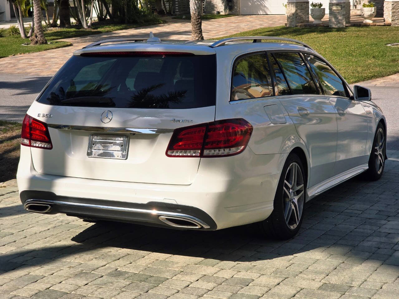 Used 2014 Mercedes-Benz E 350 4MATIC Wagon w/ Premium 1 Package image 37