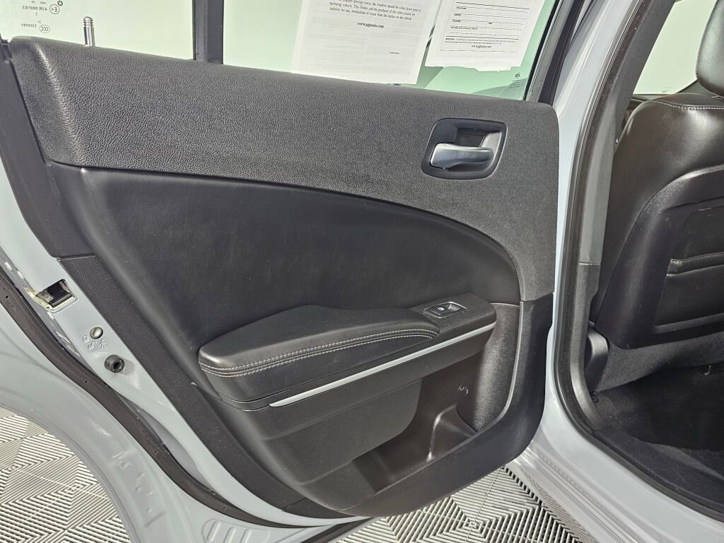 Used 2021 Dodge Charger SXT w/ Leather Interior Group image 32