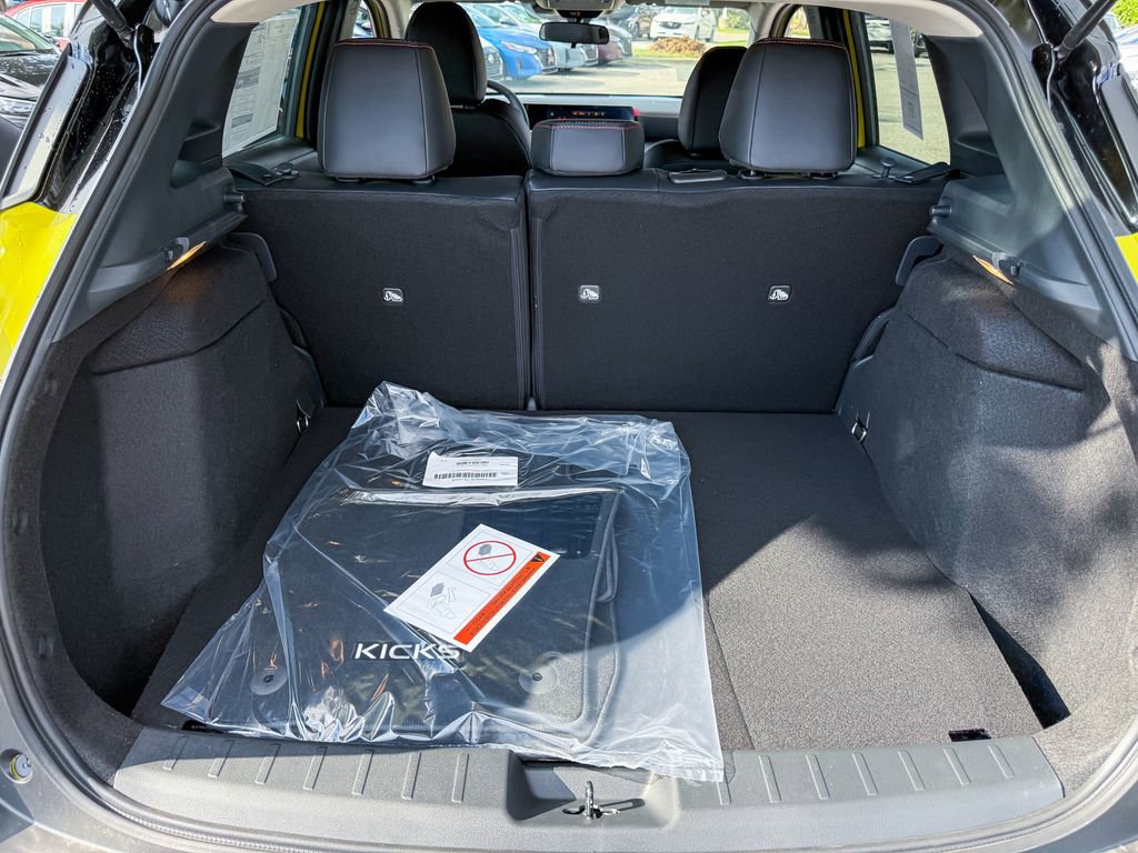 New 2026 Nissan Kicks SR w/ Cold Weather Package image 29