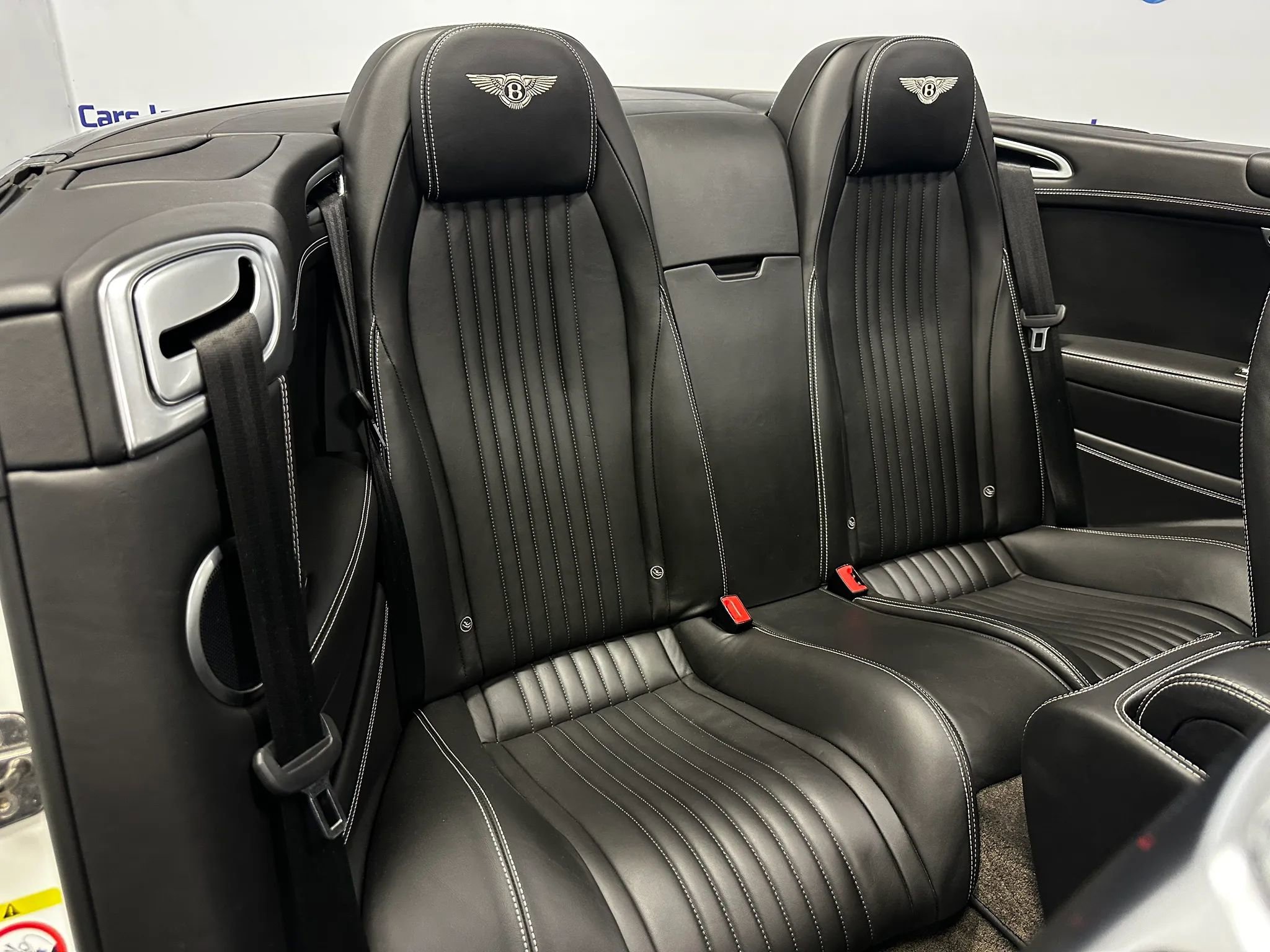 Used 2017 Bentley Continental GT image 16