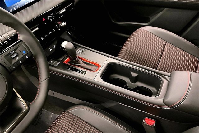 New 2026 Nissan Kicks SR w/ SR Premium Package image 8