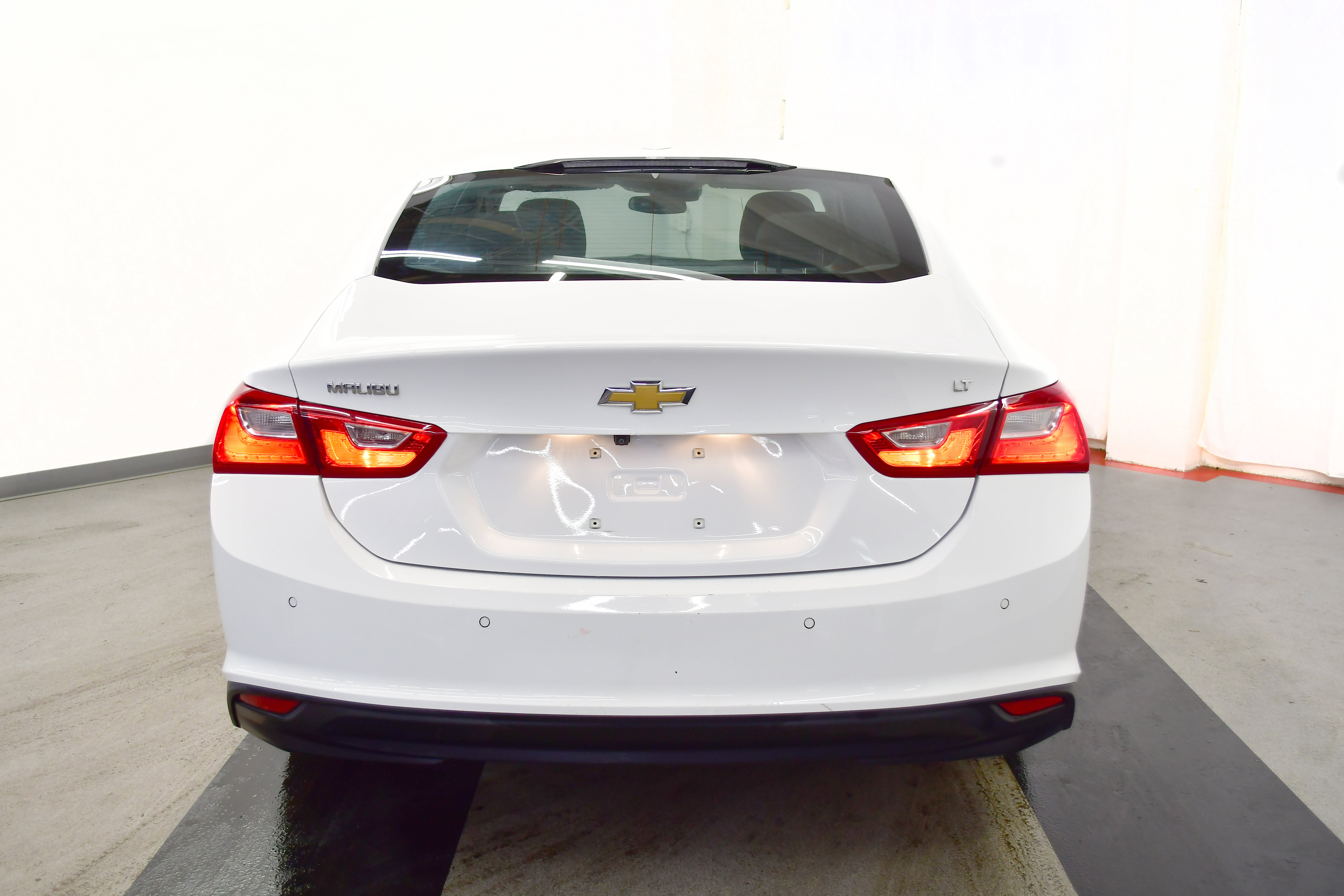 Used 2024 Chevrolet Malibu LT image 11