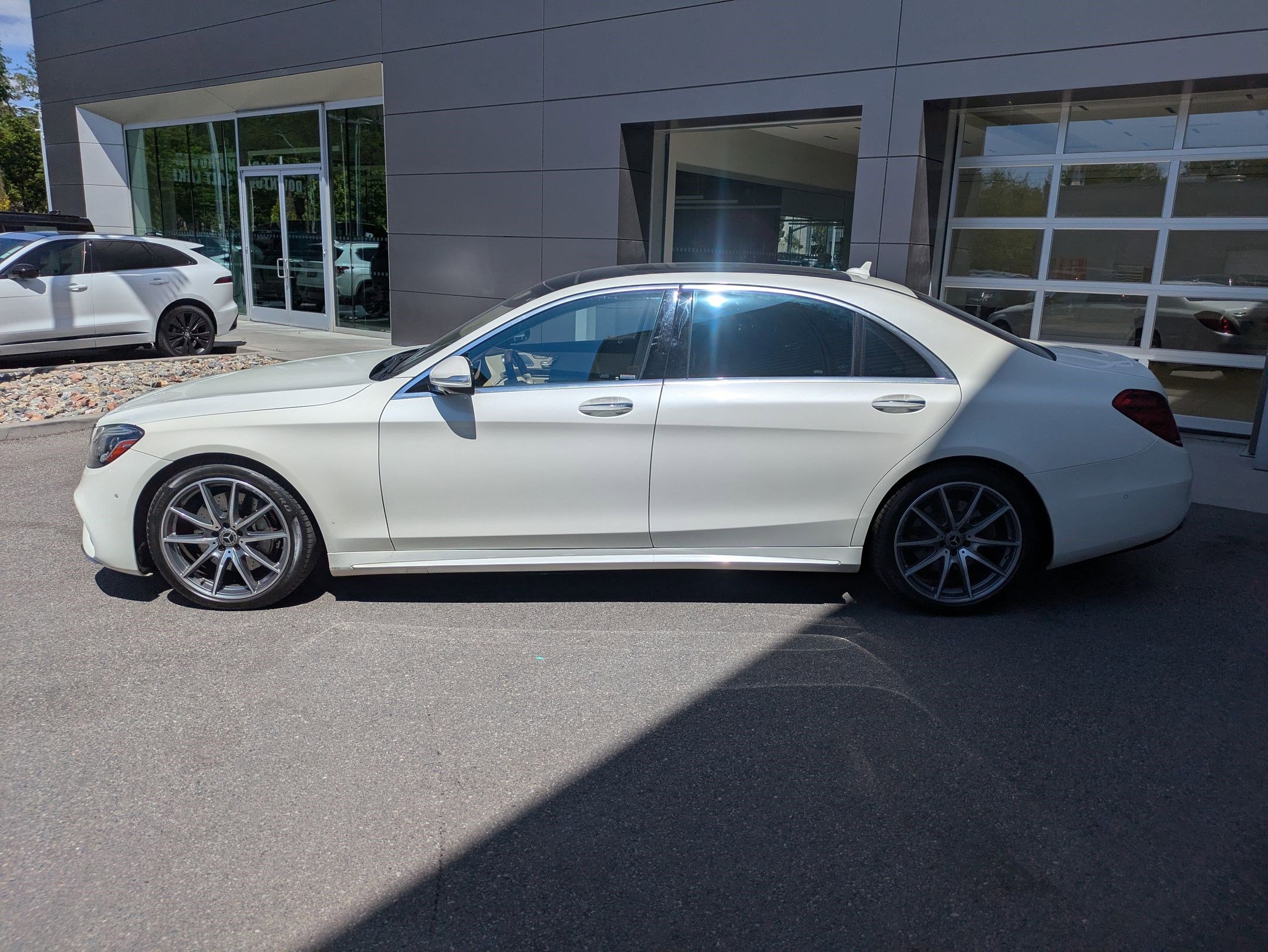 Used 2019 Mercedes-Benz S 560 4MATIC Sedan image 7