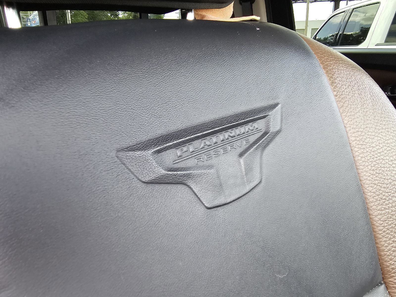 Used 2016 Nissan Titan Platinum Reserve image 27