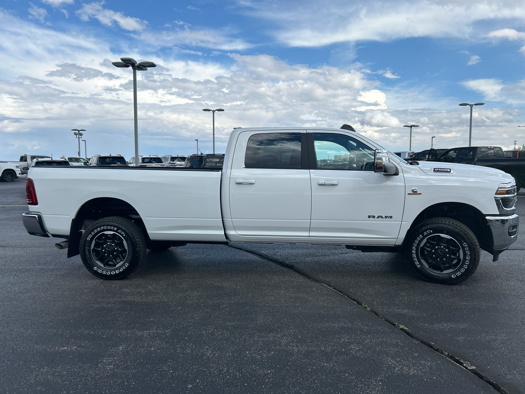New 2026 RAM 2500 Laramie AWD/4WD image 4