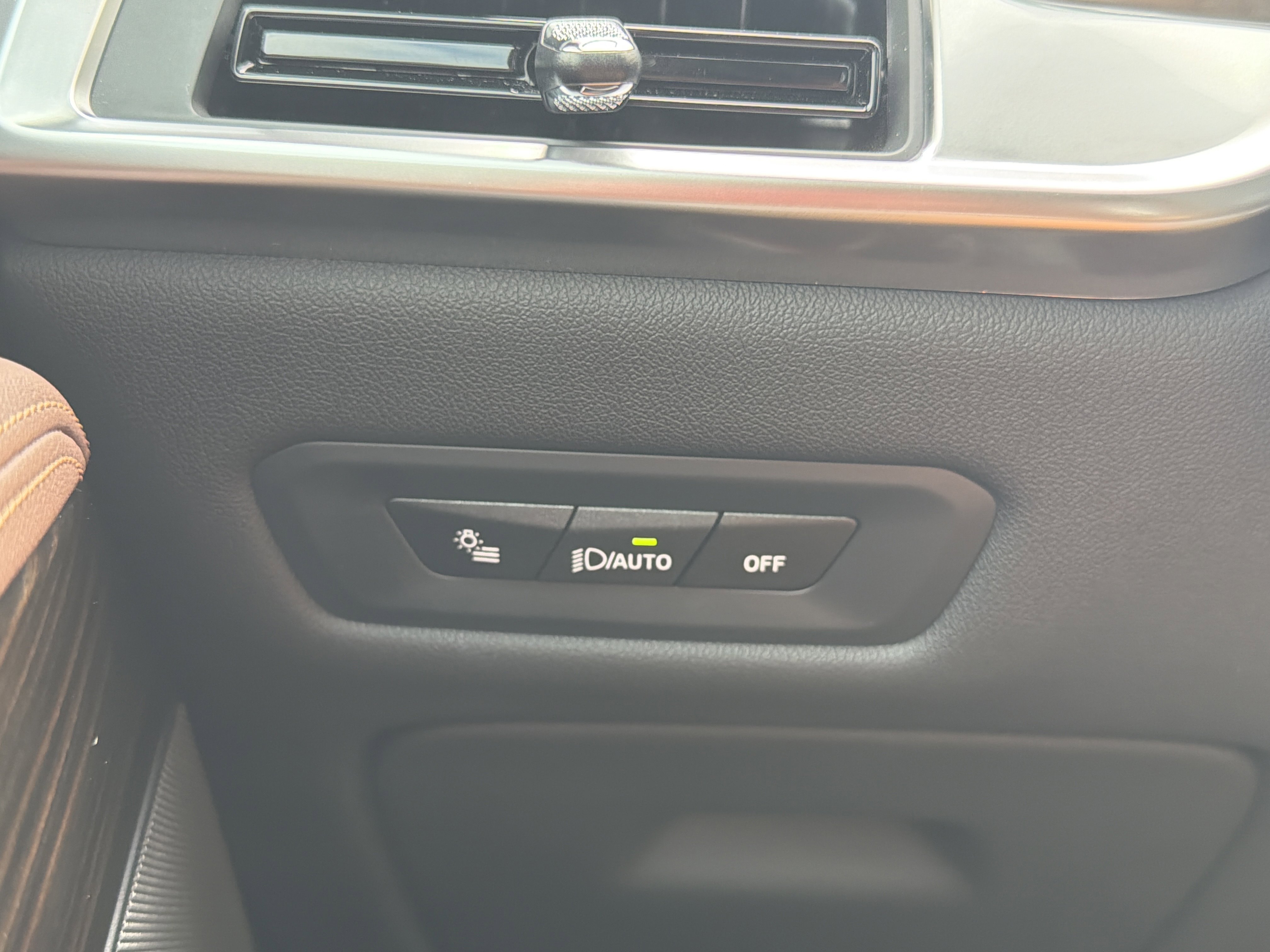 Used 2025 BMW X5 xDrive40i image 27