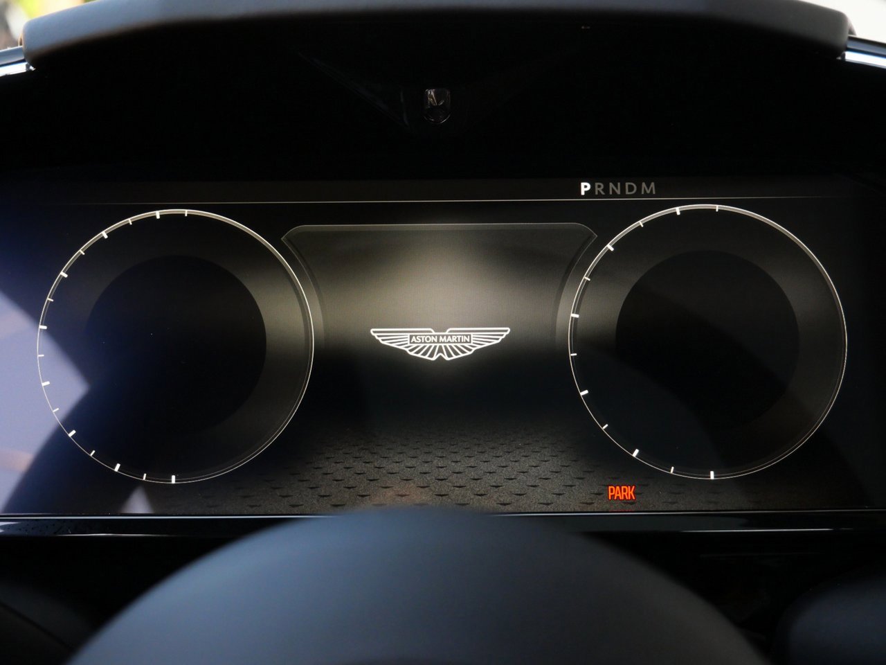 New 2025 Aston Martin Vanquish image 6