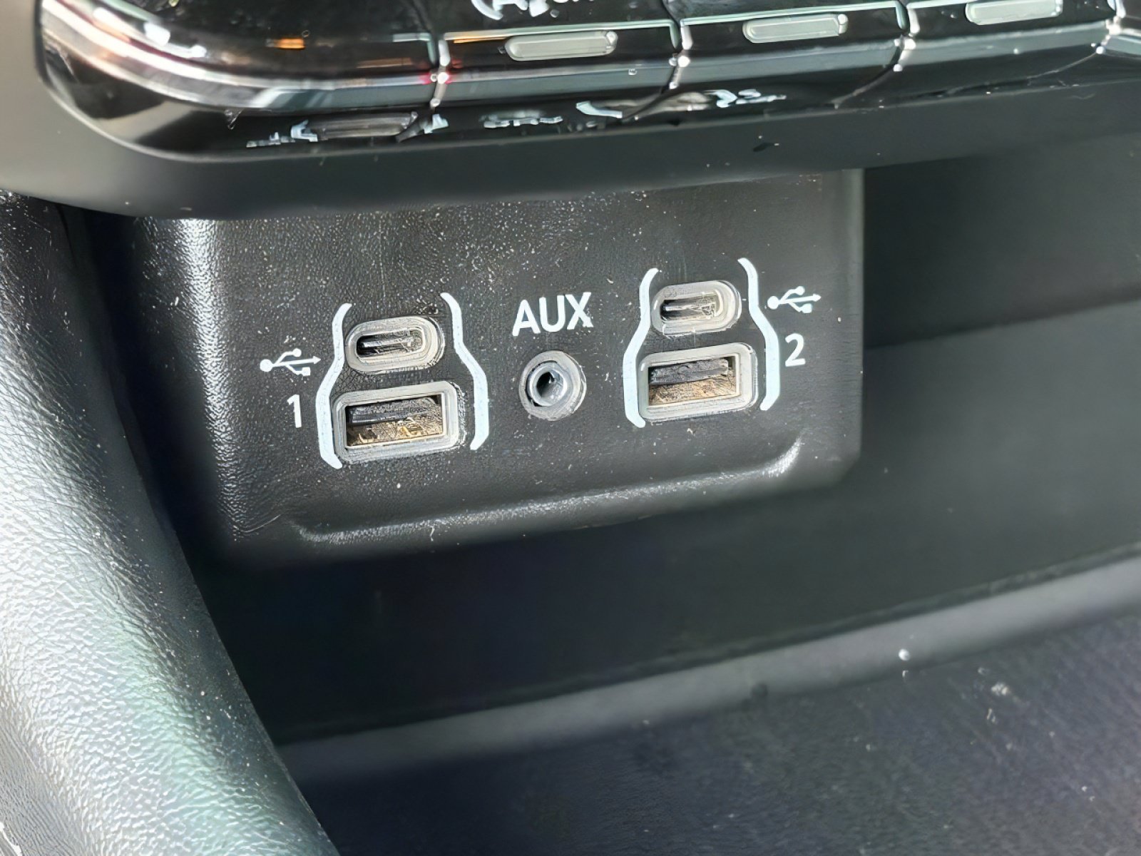 Used 2022 Dodge Durango GT w/ Blacktop Package RWD image 25