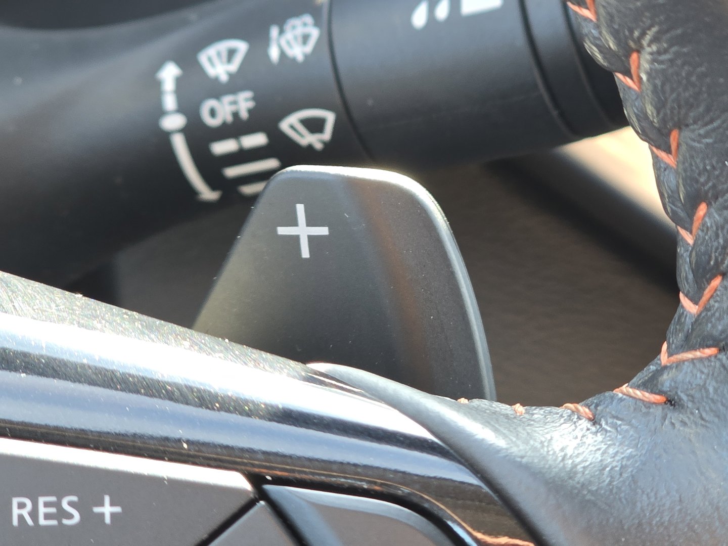 Used 2023 Nissan Altima 2.5 SR w/ SR Premium Package image 16