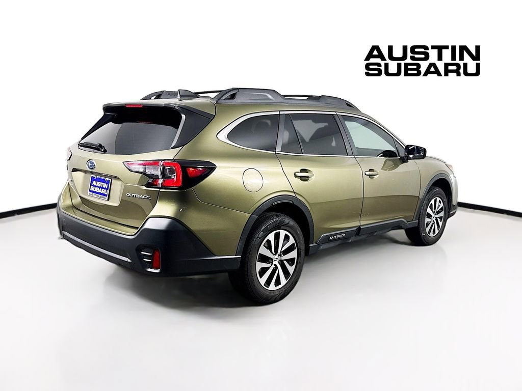 Used 2022 Subaru Outback Premium image 7