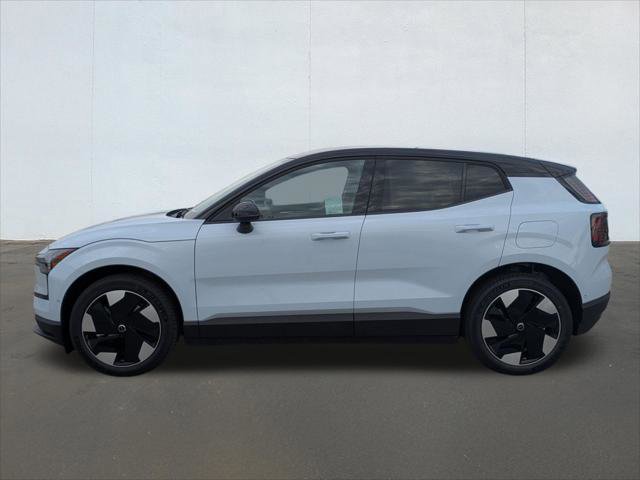 New 2026 Volvo EX30 Ultra w/ Protection Package Premier image 3