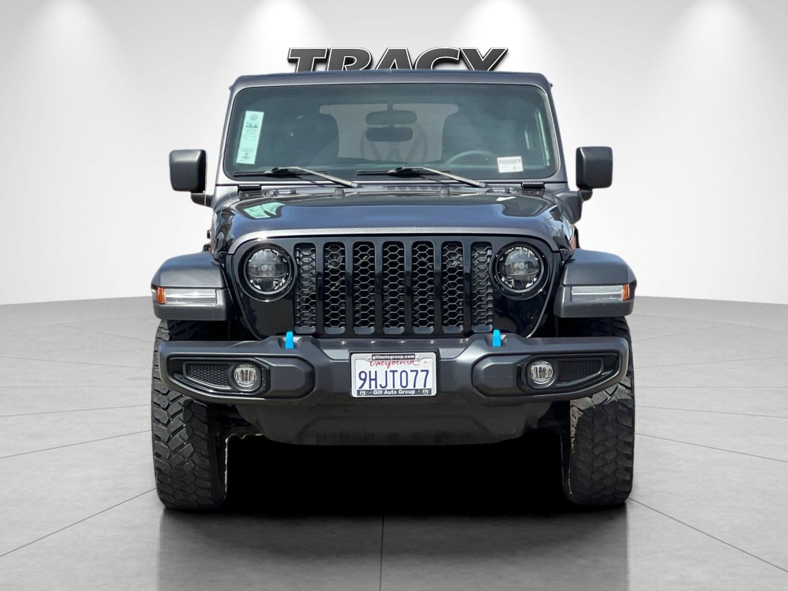 Used 2023 Jeep Wrangler Unlimited w/ Cold Weather Group AWD/4WD image 9