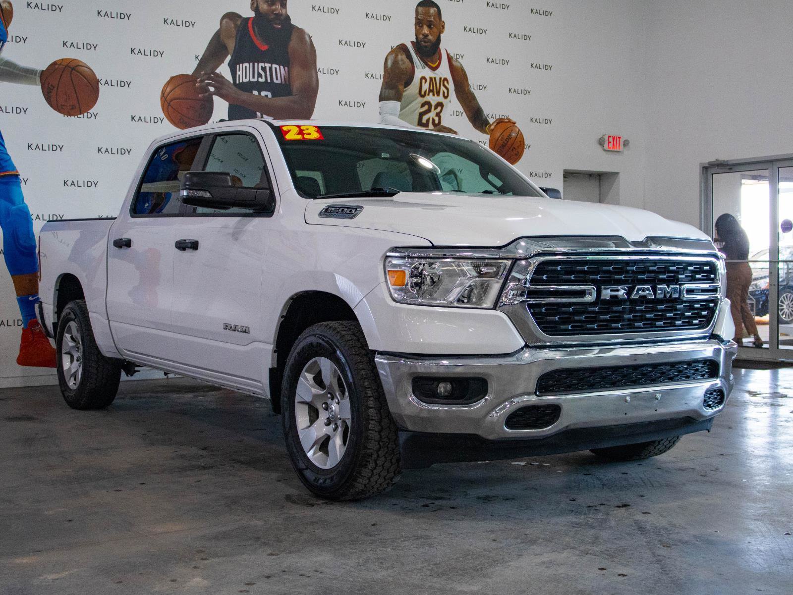 Used 2023 RAM 1500 Big Horn AWD/4WD image 18