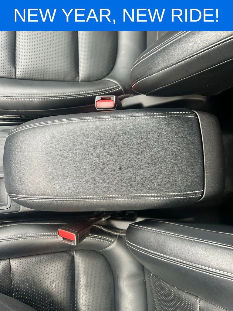 Used 2023 Ford Escape Platinum w/ Class II Trailer Tow Package image 25