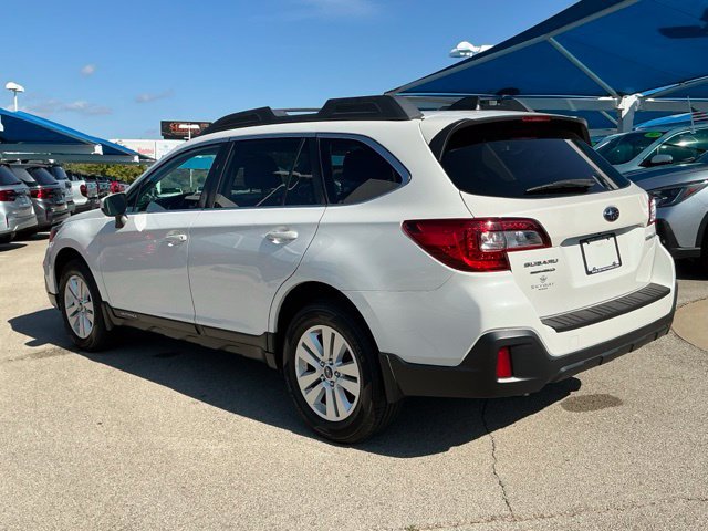 Used 2018 Subaru Outback 2.5i Premium AWD/4WD image 4