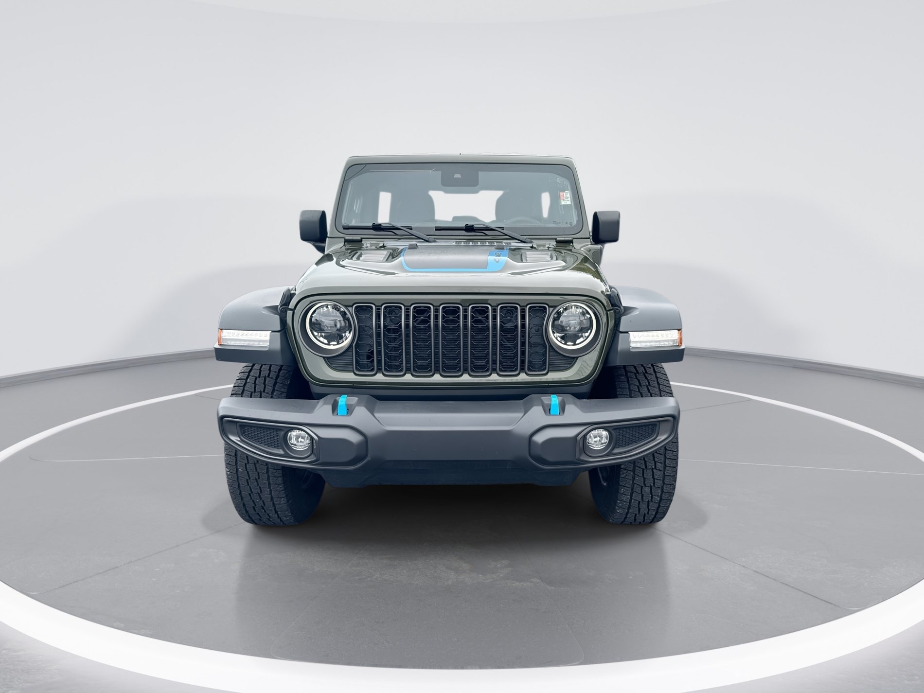 Used 2024 Jeep Wrangler Unlimited Rubicon 4xe AWD/4WD image 9