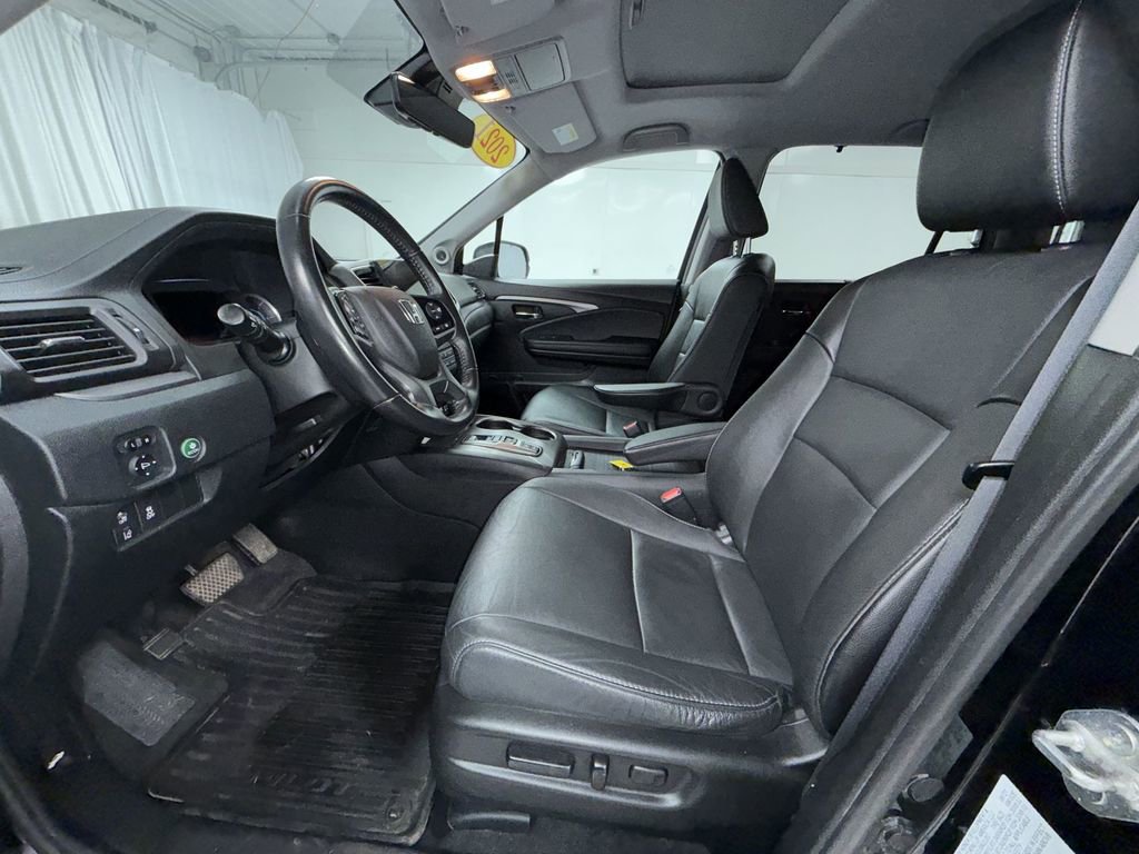 Used 2021 Honda Pilot Special Edition image 12