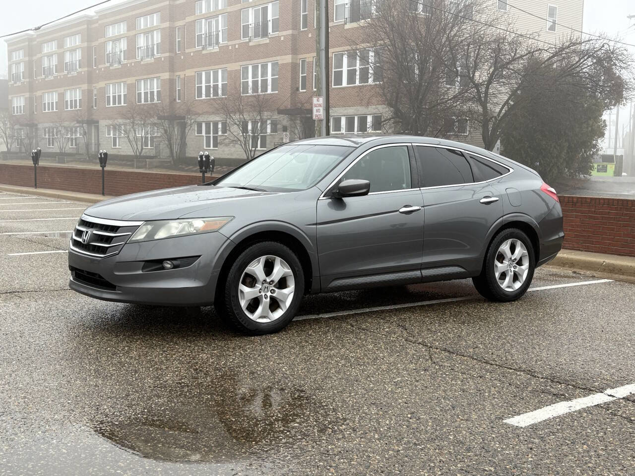 Used 2010 Honda Crosstour EX-L image 1