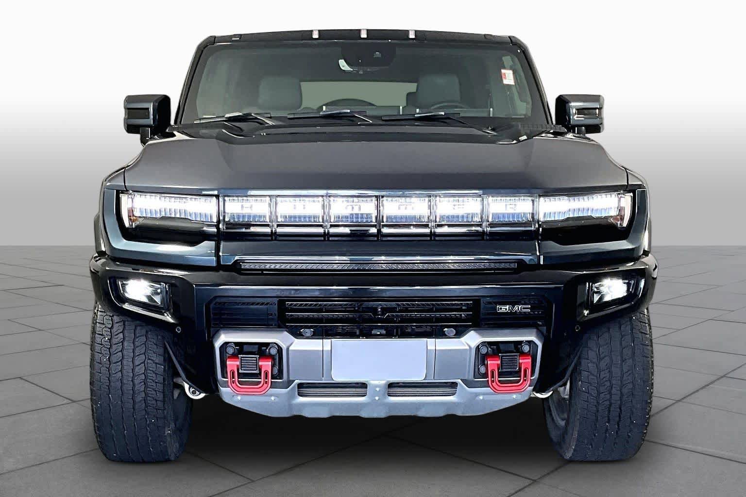 Used 2025 GMC Hummer EV 3X w/ LPO, Sport Package AWD/4WD image 3