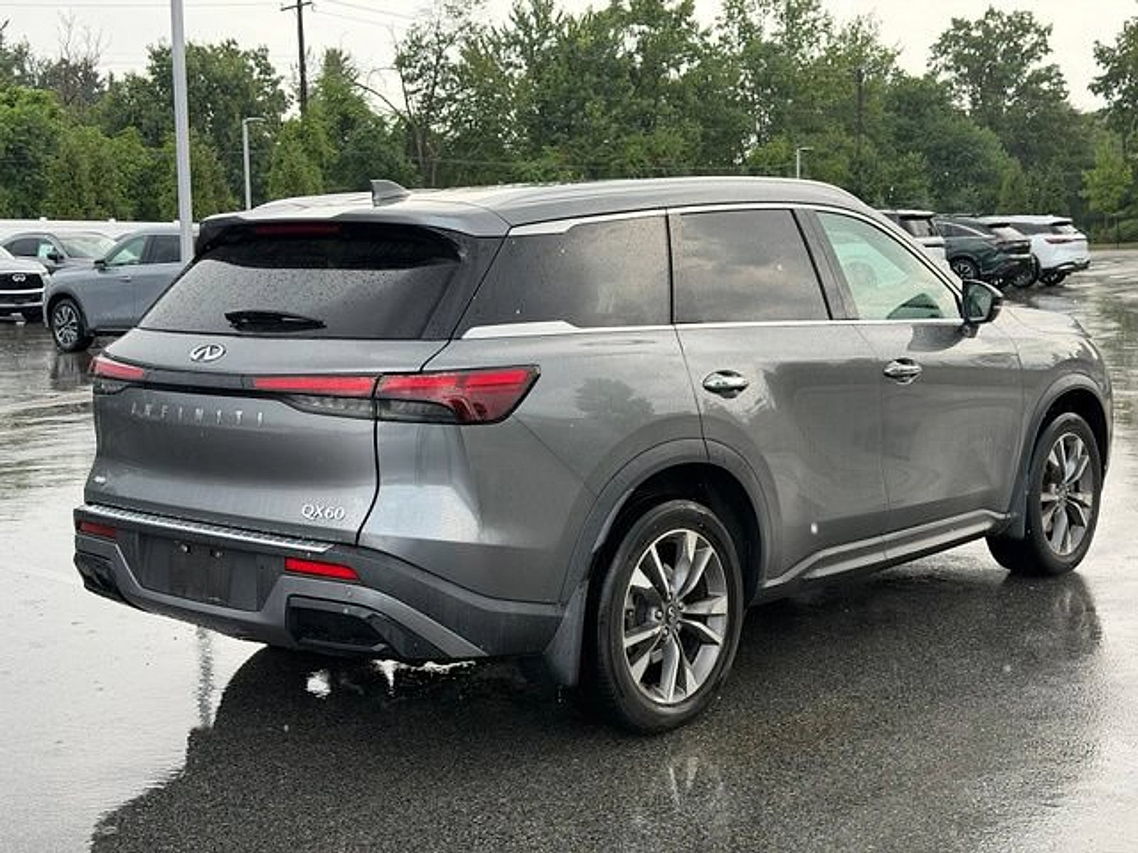 Certified 2023 INFINITI QX60 Luxe w/ Cargo Package AWD/4WD image 7