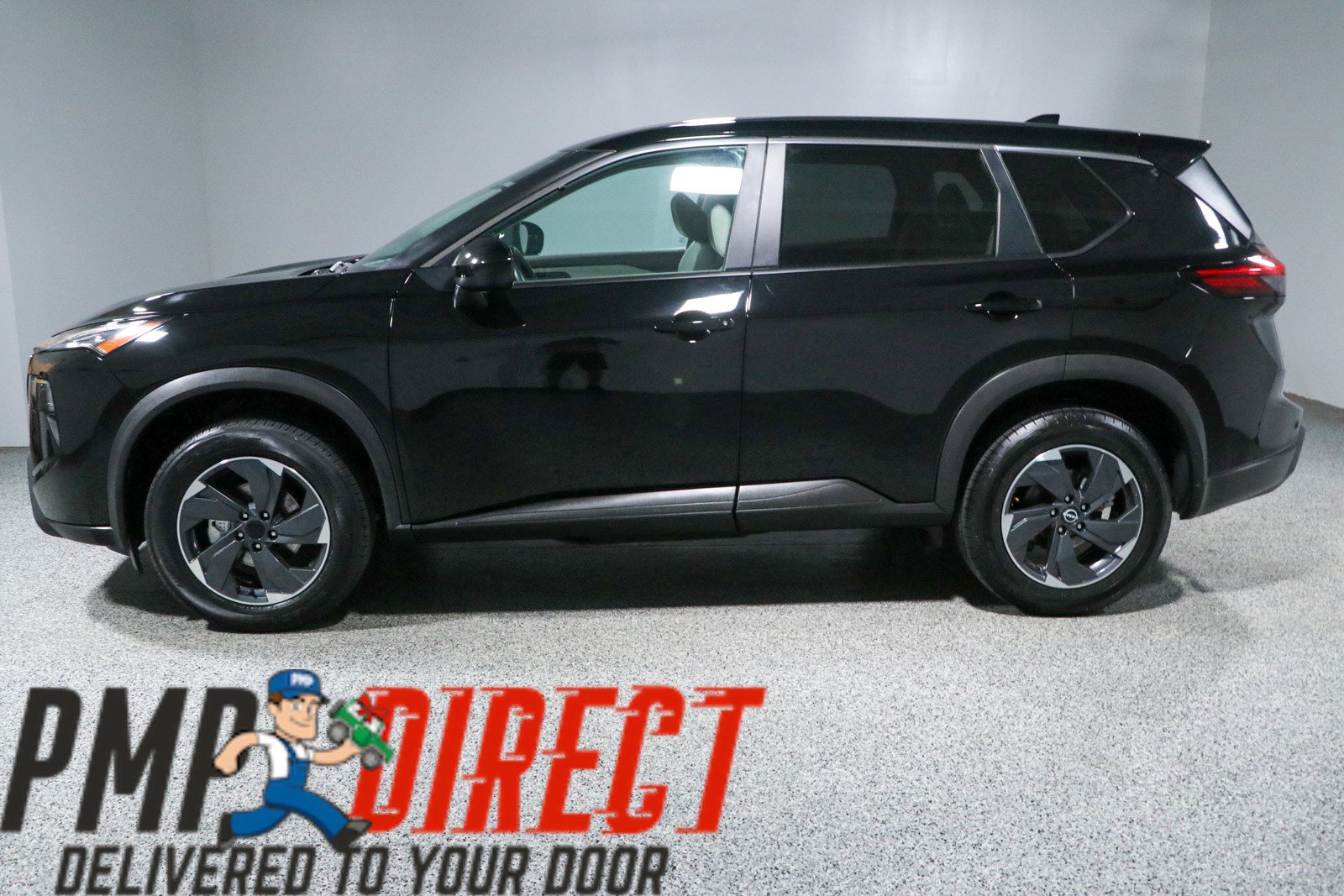 Used 2024 Nissan Rogue SV FWD image 10
