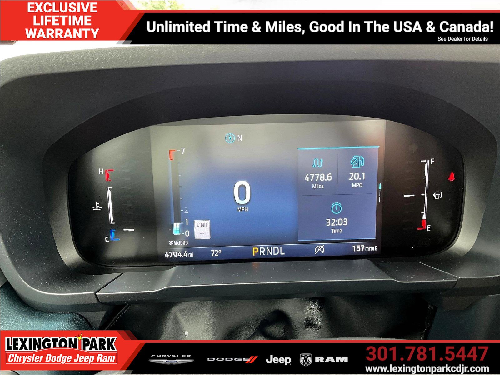 Used 2025 Ford Maverick Lariat w/ Black Appearance Package AWD/4WD image 14