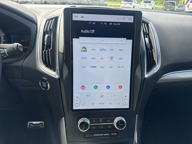 Used 2024 Ford Edge ST image 30