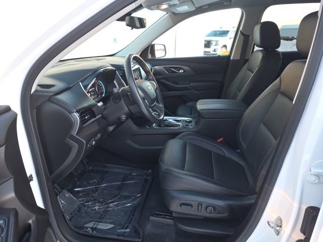 Used 2021 Chevrolet Traverse Premier w/ Redline Edition AWD/4WD image 9