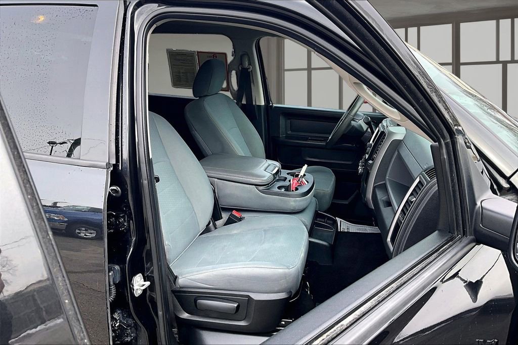 Used 2018 RAM 1500 Express w/ Wheel & Sound Group image 8