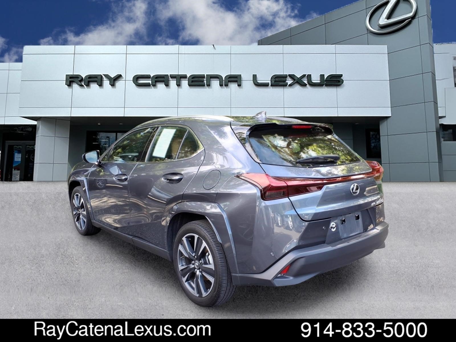 Used 2024 Lexus UX 250h AWD w/ Premium Package image 4