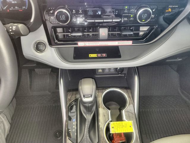 New 2026 Toyota Highlander Limited AWD/4WD image 19