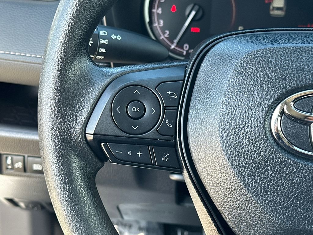 Used 2024 Toyota RAV4 LE image 22