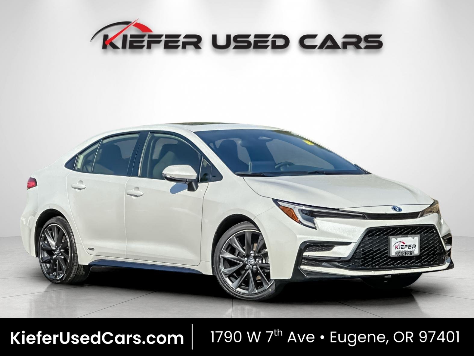 Used 2025 Toyota Corolla SE w/ SE Premium Package AWD/4WD image 1