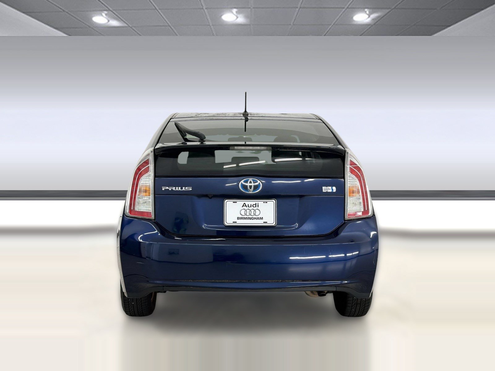Used 2014 Toyota Prius Two FWD image 10