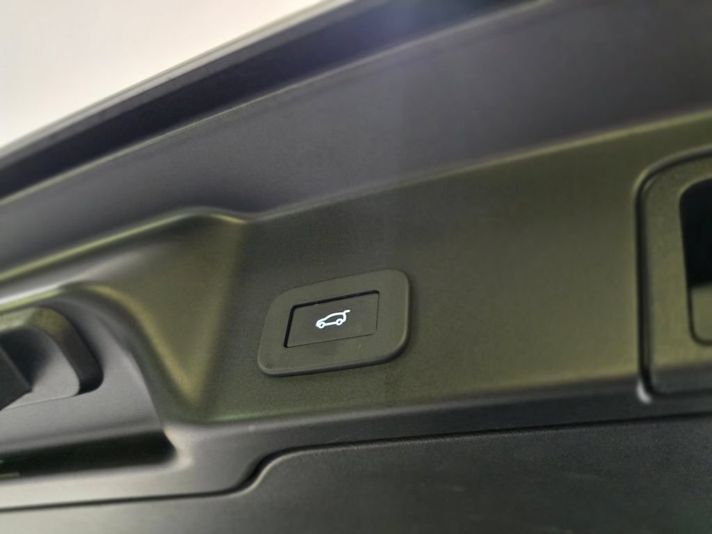 Used 2025 Land Rover Range Rover Evoque S AWD/4WD image 42