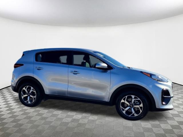Used 2022 Kia Sportage LX image 7