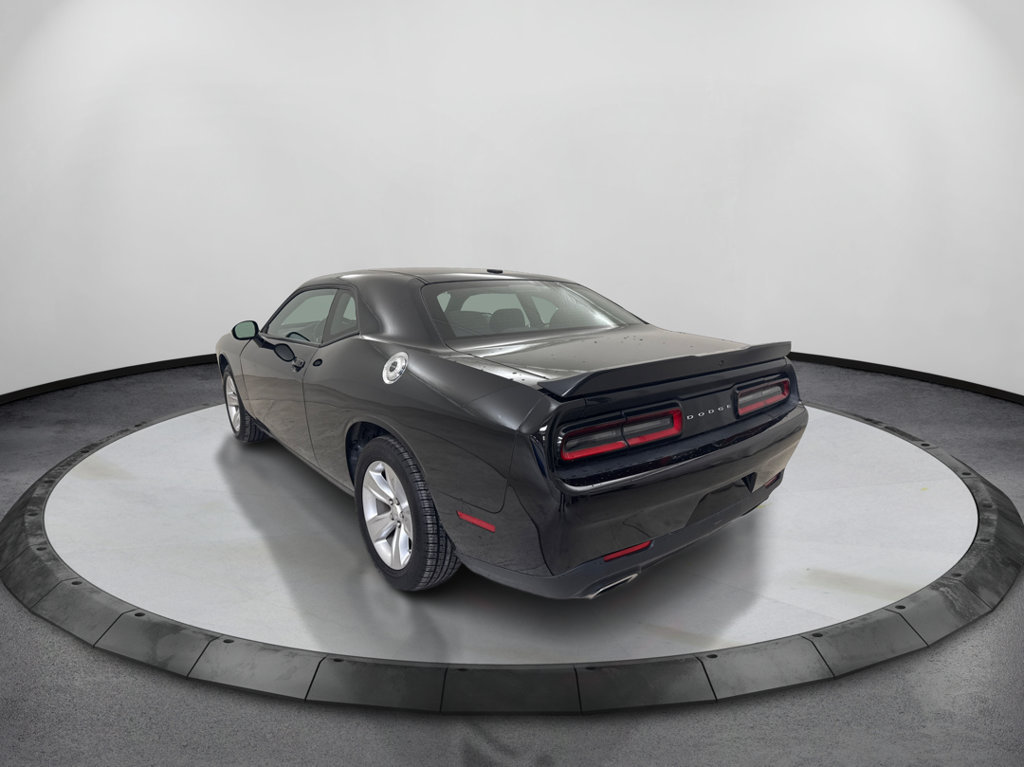 Used 2023 Dodge Challenger SXT RWD image 8