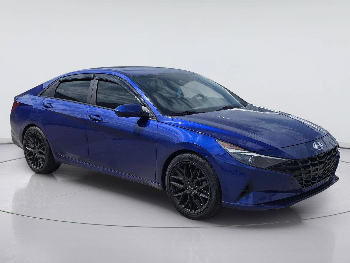 Used 2023 Hyundai Elantra SEL FWD image 3