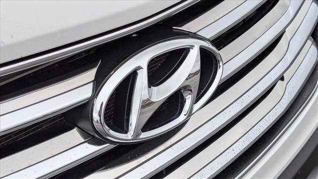 Used 2014 Hyundai Santa Fe Limited image 30