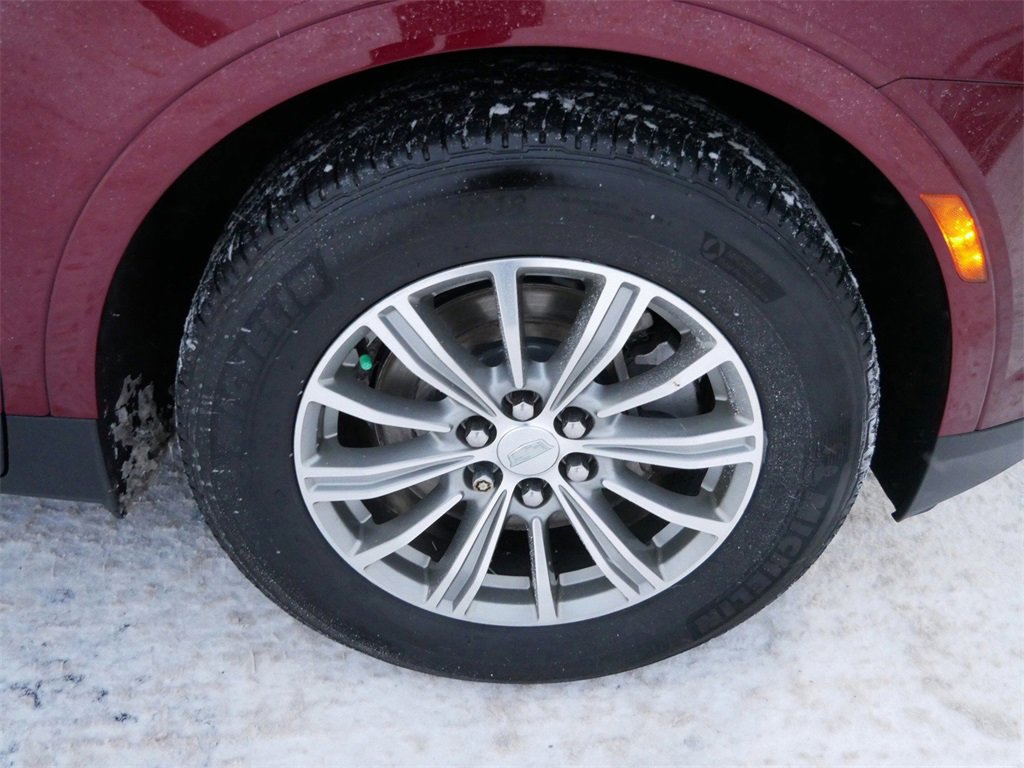 Used 2017 Cadillac XT5 Luxury w/ Driver Awareness Package image 7