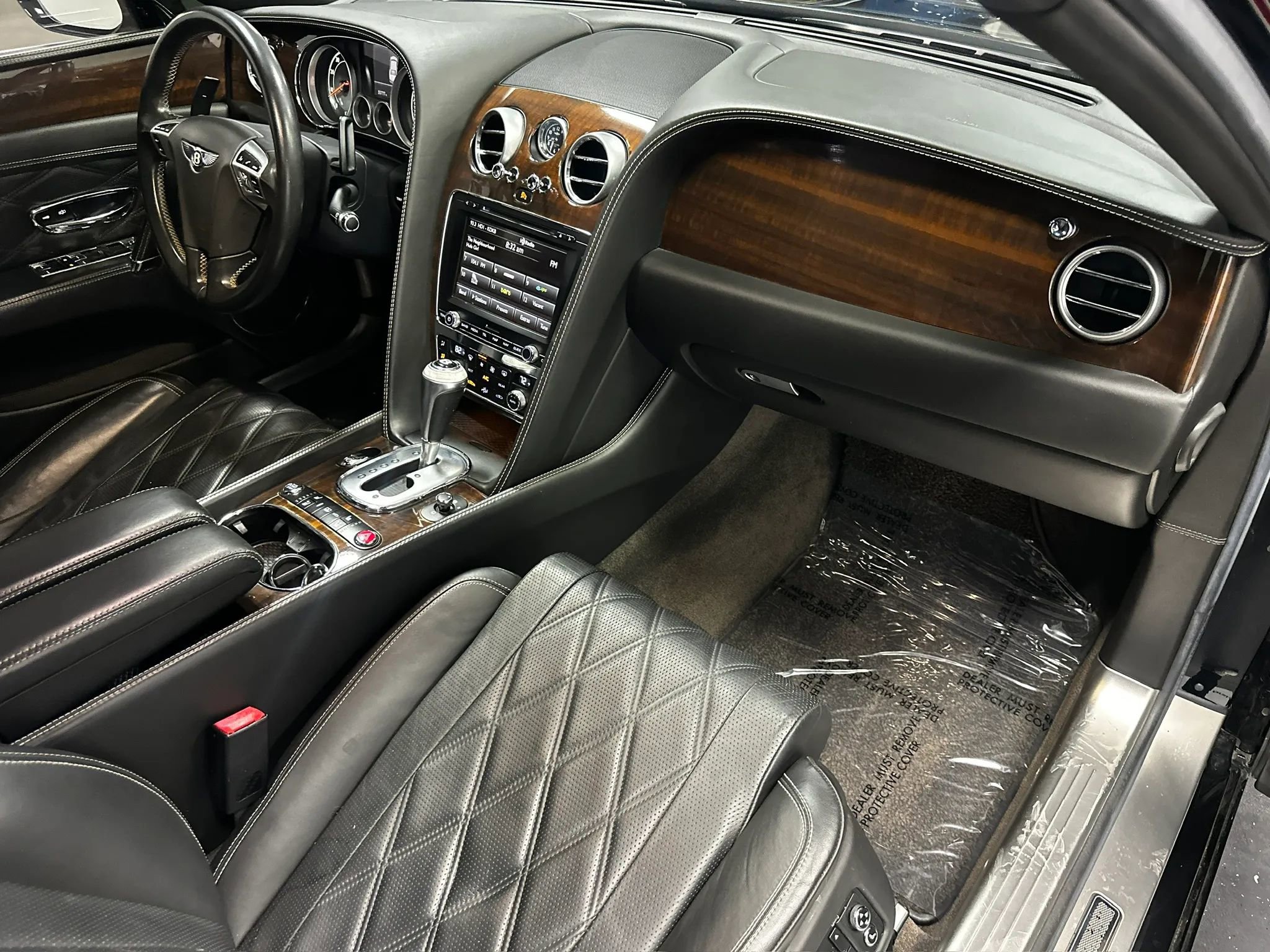 Used 2014 Bentley Flying Spur W12 AWD/4WD image 23
