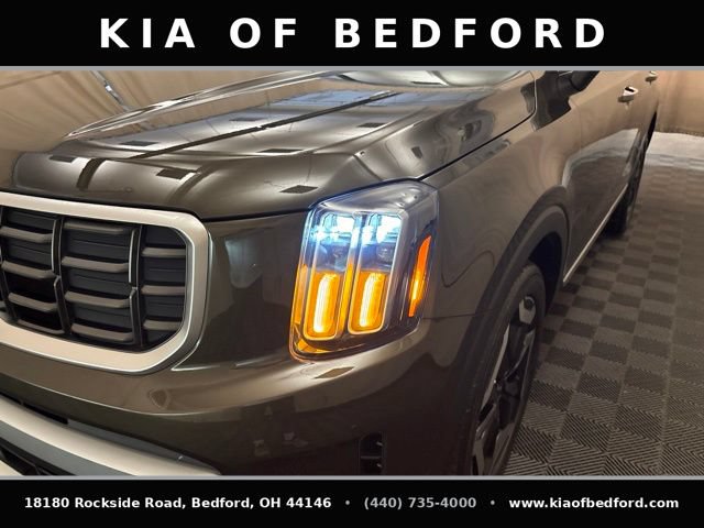 Certified 2024 Kia Telluride S FWD image 11