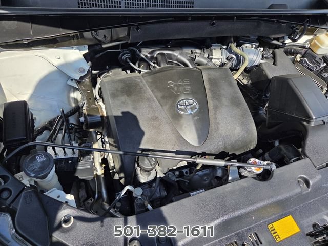 Used 2019 Toyota Highlander Limited Platinum FWD image 26