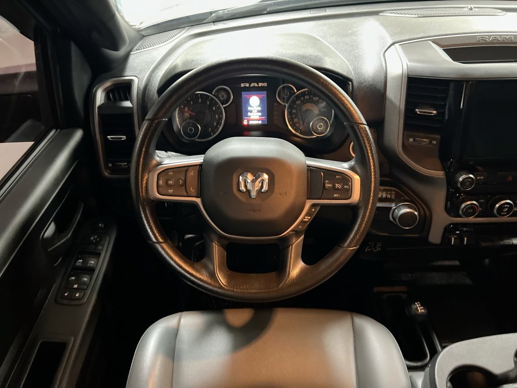 Used 2024 RAM 2500 Tradesman w/ Chrome Appearance Group AWD/4WD image 11
