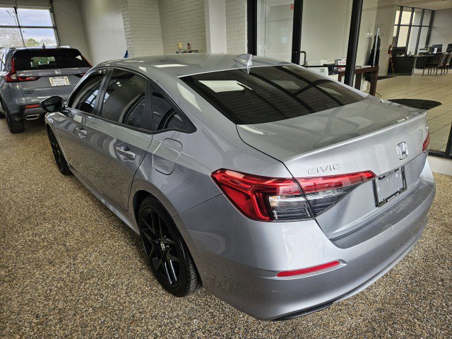 Used 2024 Honda Civic Sport image 3