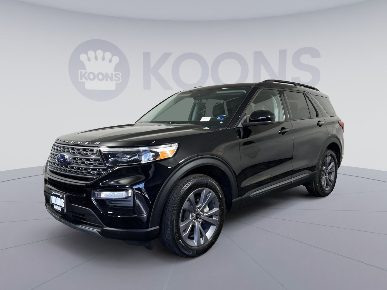 Used 2023 Ford Explorer XLT w/ Equipment Group 202A