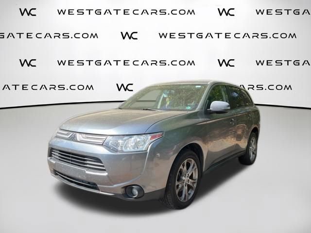 Used 2014 Mitsubishi Outlander SE AWD/4WD image 11